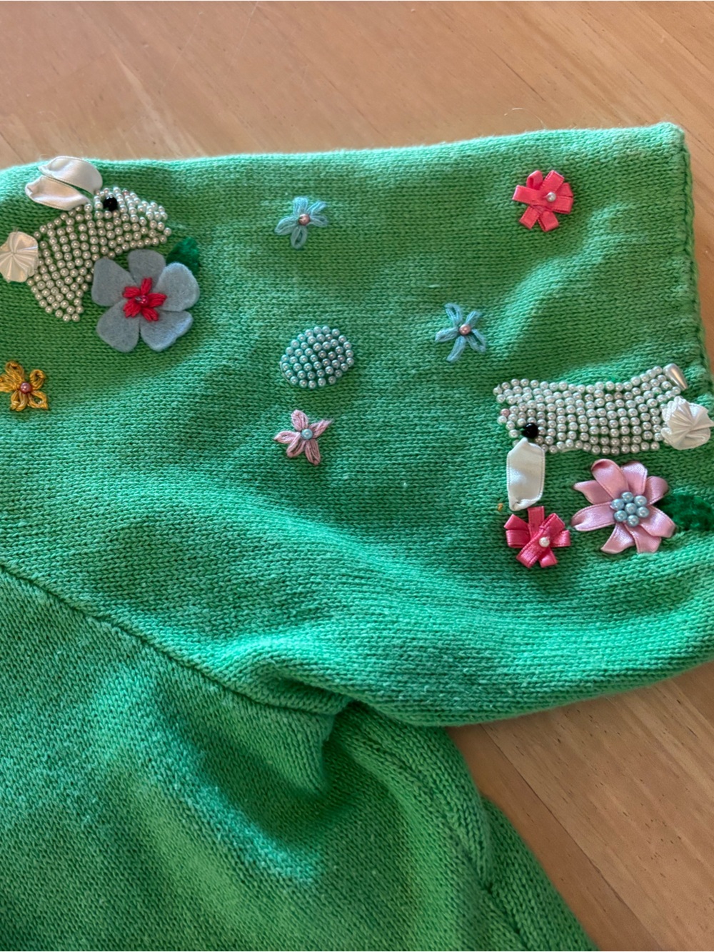 Vintage Michael Simon short sleeve green Cardigan Floral Bunnies size small - Picture 4 of 10
